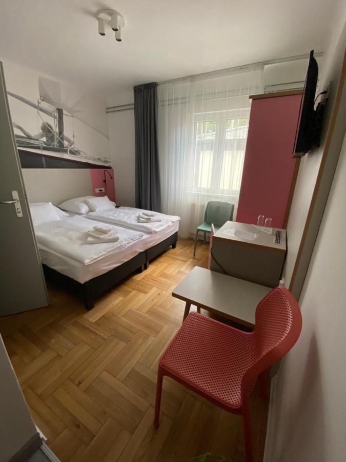 Dalma Panzio Bed & Breakfast Balatonvilagos Exterior photo